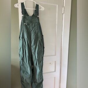 Duluth heirloom gardening overalls